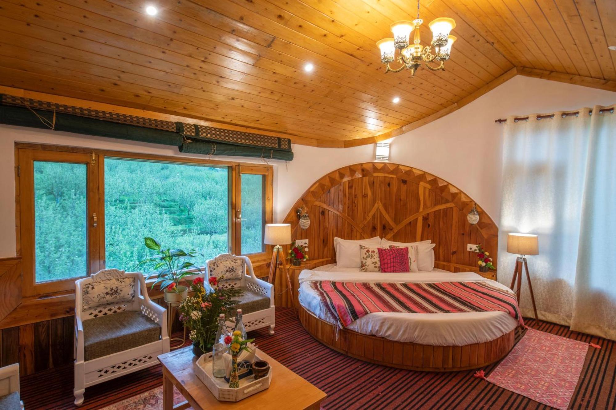 The Woodshed Villa Manāli Eksteriør bilde